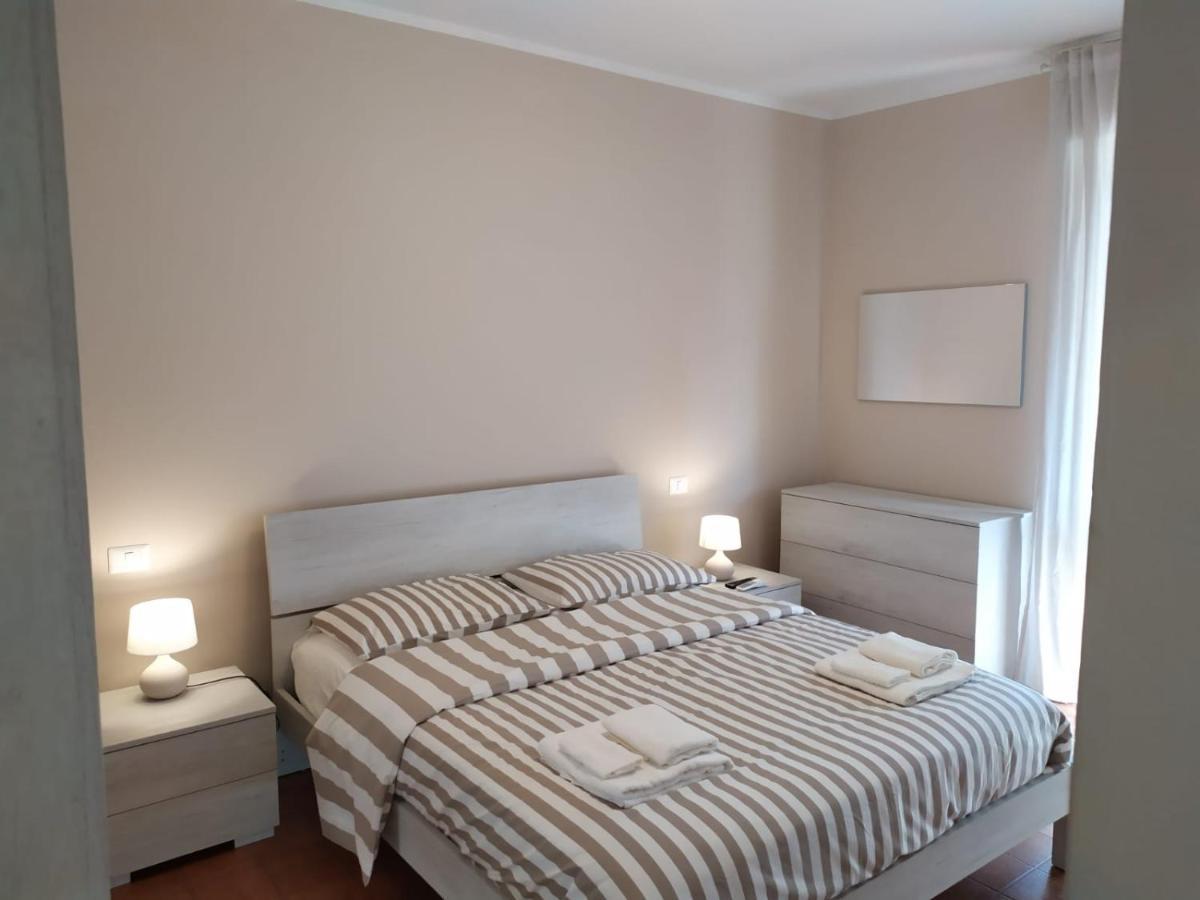Beach House, 300 M Dal Mare, Marina Di Massa Extérieur photo